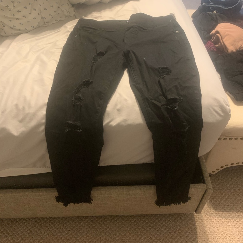 Old Navy Distressed Jeggings